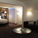 Hotel L'assiette Champenoise 5*