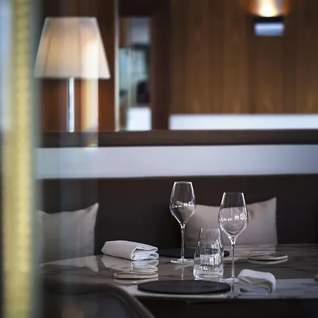 فندق L'assiette Champenoise 5*