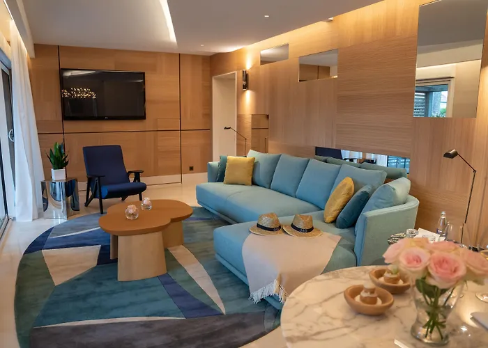 فندق L'assiette Champenoise 5*