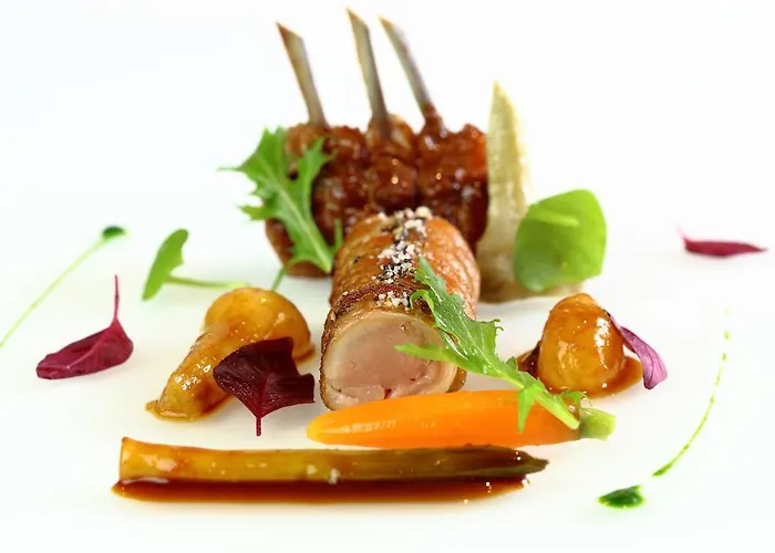 L'assiette Champenoise فندق 5*